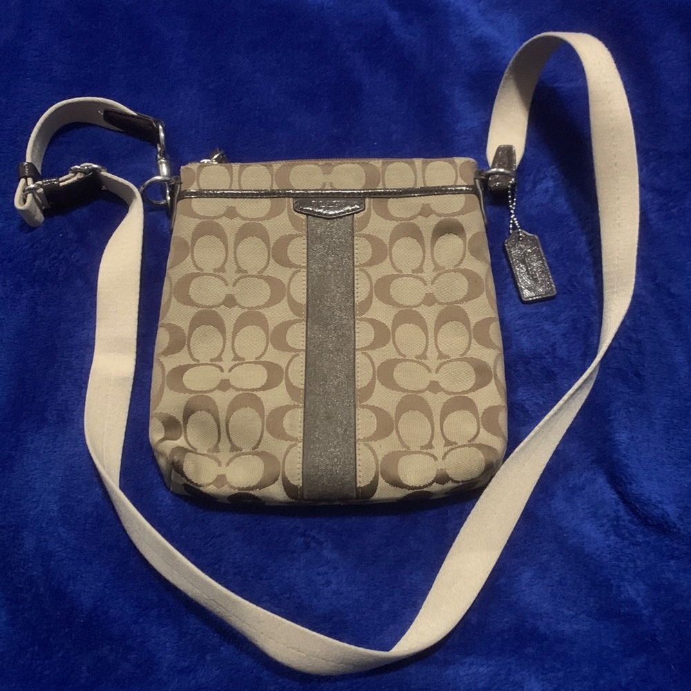 Coach Crossbody purse 👜